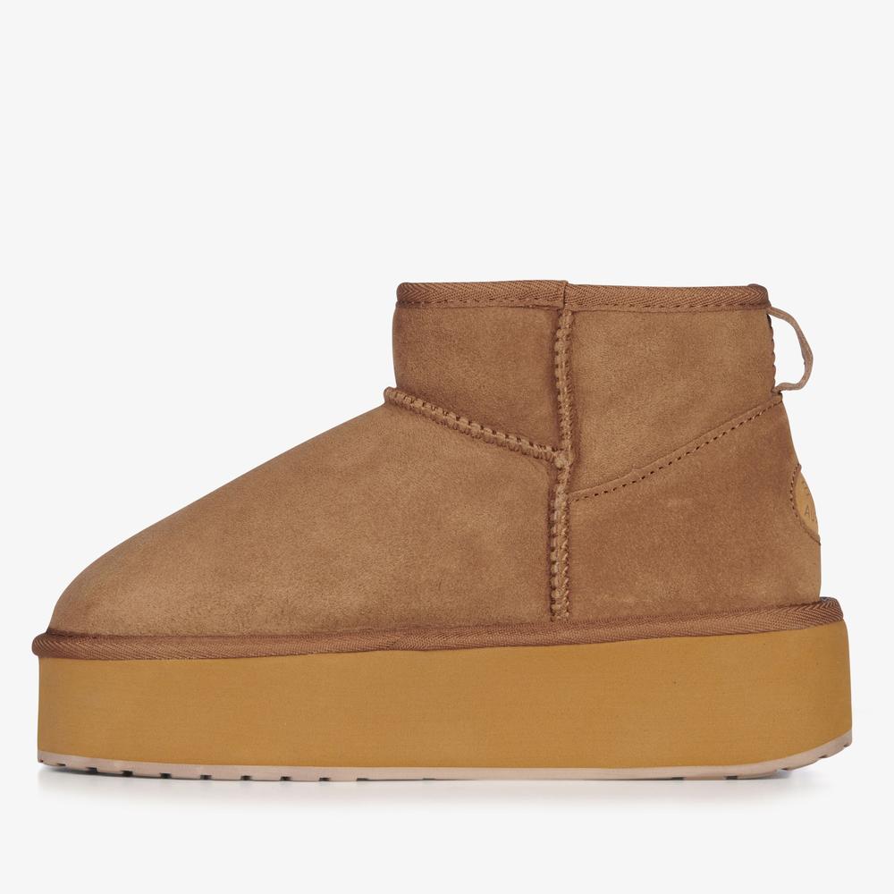 Cipő Emu Australia Stinger Micro Flatform W13082CHES - barna