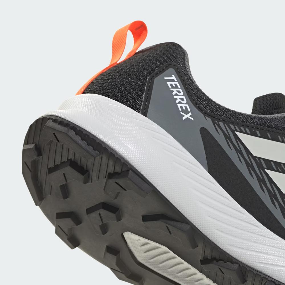 Cipő gyerek adidas Terrex Tracefinder Trail Running JS0849 - fekete
