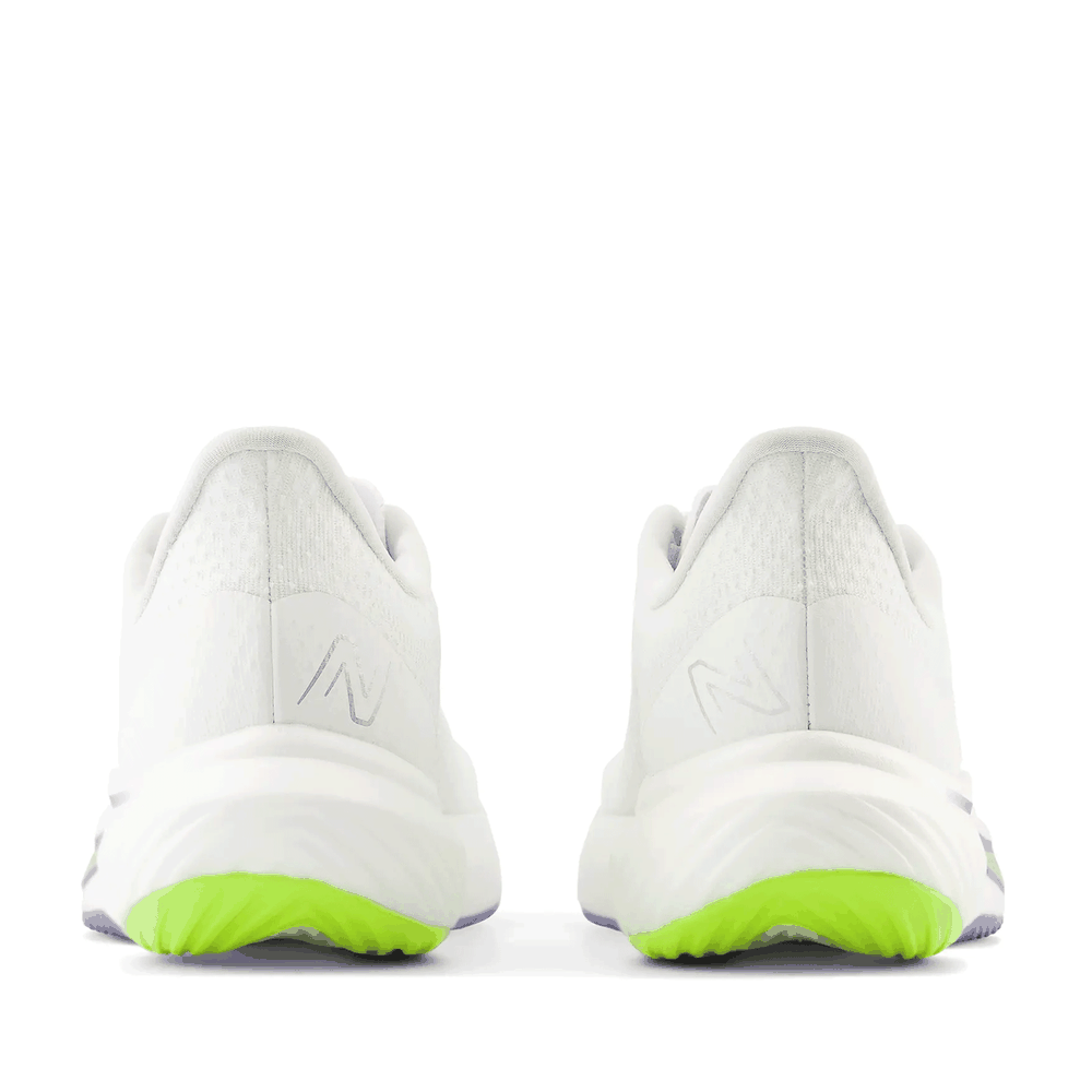 Cipő New Balance FuelCell Rebel v3 WFCXCC3 - fehér