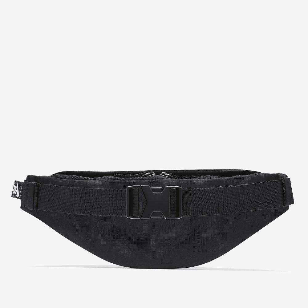 Tasak Nike Heritage DB0490-010 - fekete