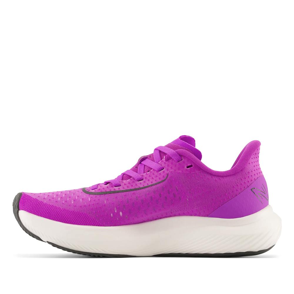 Cipő New Balance FuelCell Rebel v3 WFCXCR3 - rózsaszín