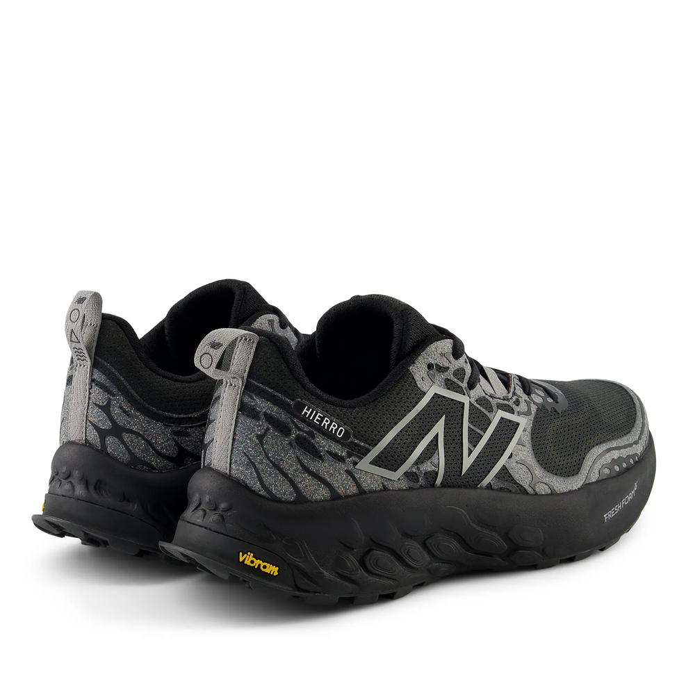 Férfi futócipő New Balance Fresh Foam X Hierro v8 MTHIERK8 - fekete