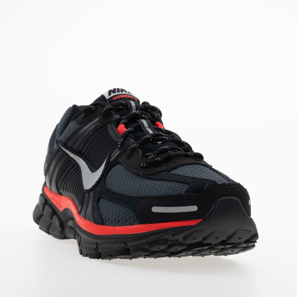 Férfi cipő Nike Zoom Vomero 5 HV2527-002 - fekete
