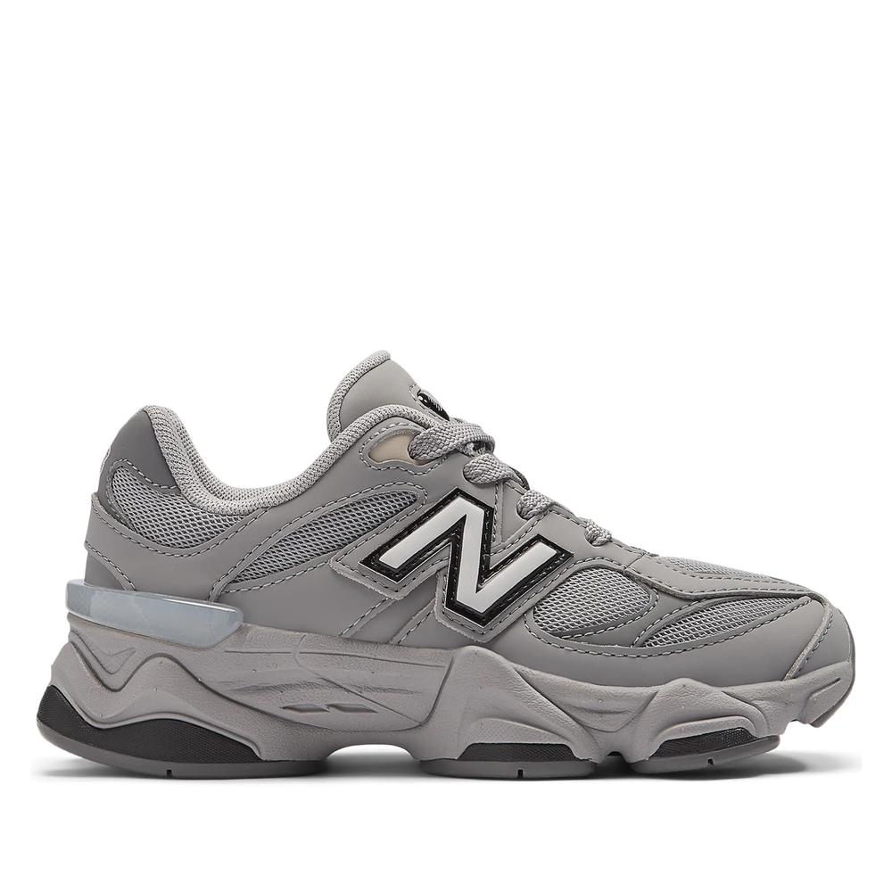 Gyermekcipő New Balance PC9060GB - szürke