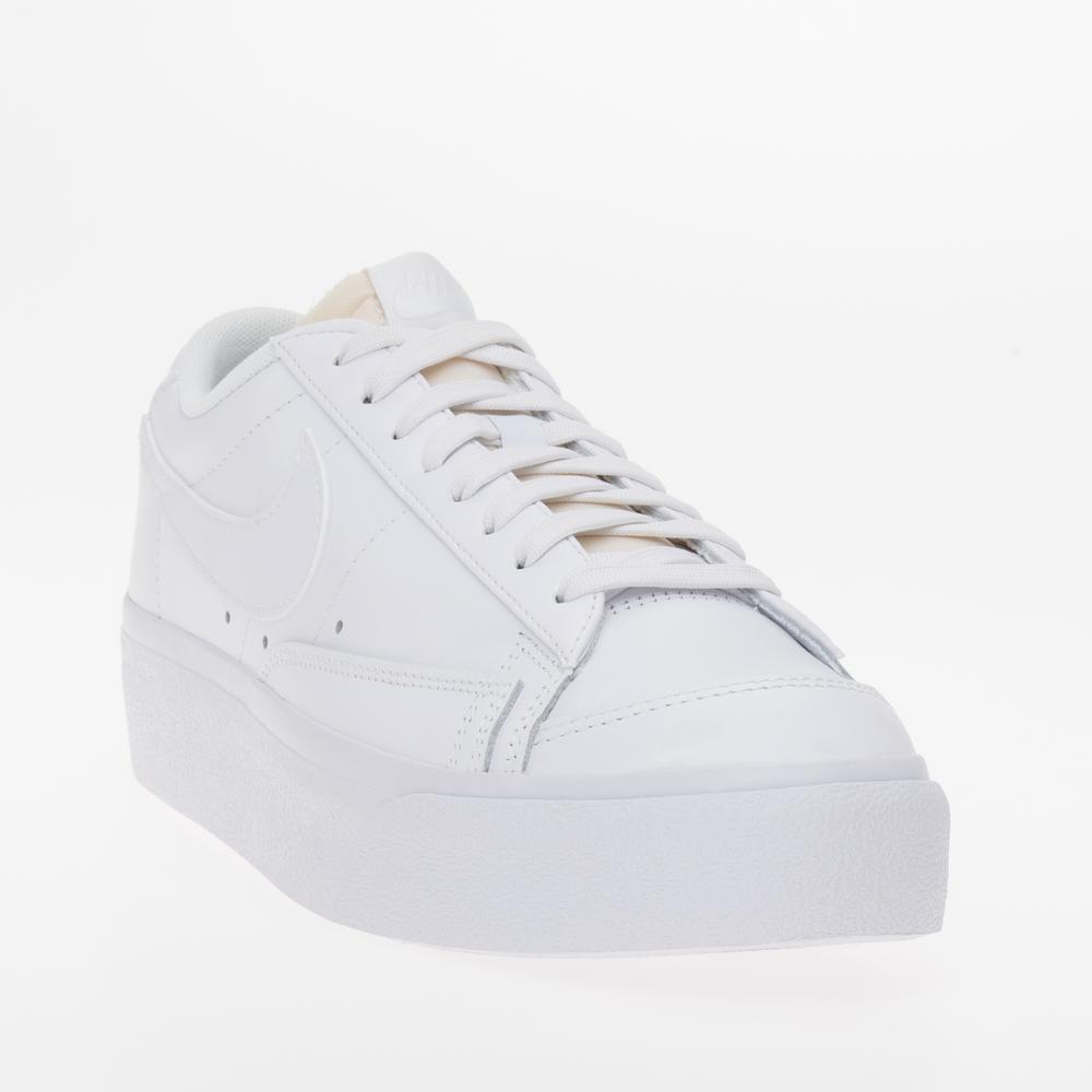 Cipő Nike Blazer Low Platform DJ0292-100 - fehér