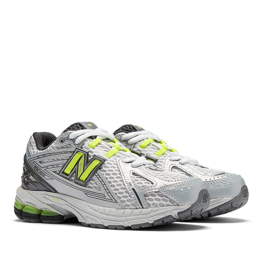 Gyermekcipő New Balance P190662Y - szürke