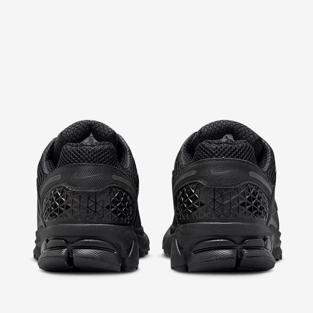 Férfi cipő Nike Zoom Vomero 5 BV1358-003 - fekete