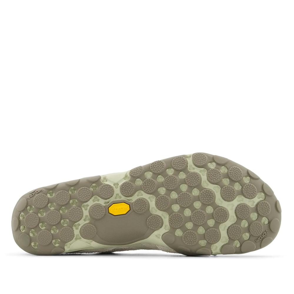 Unisex férfi cipő New Balance Minimus MT10OPS - bézs