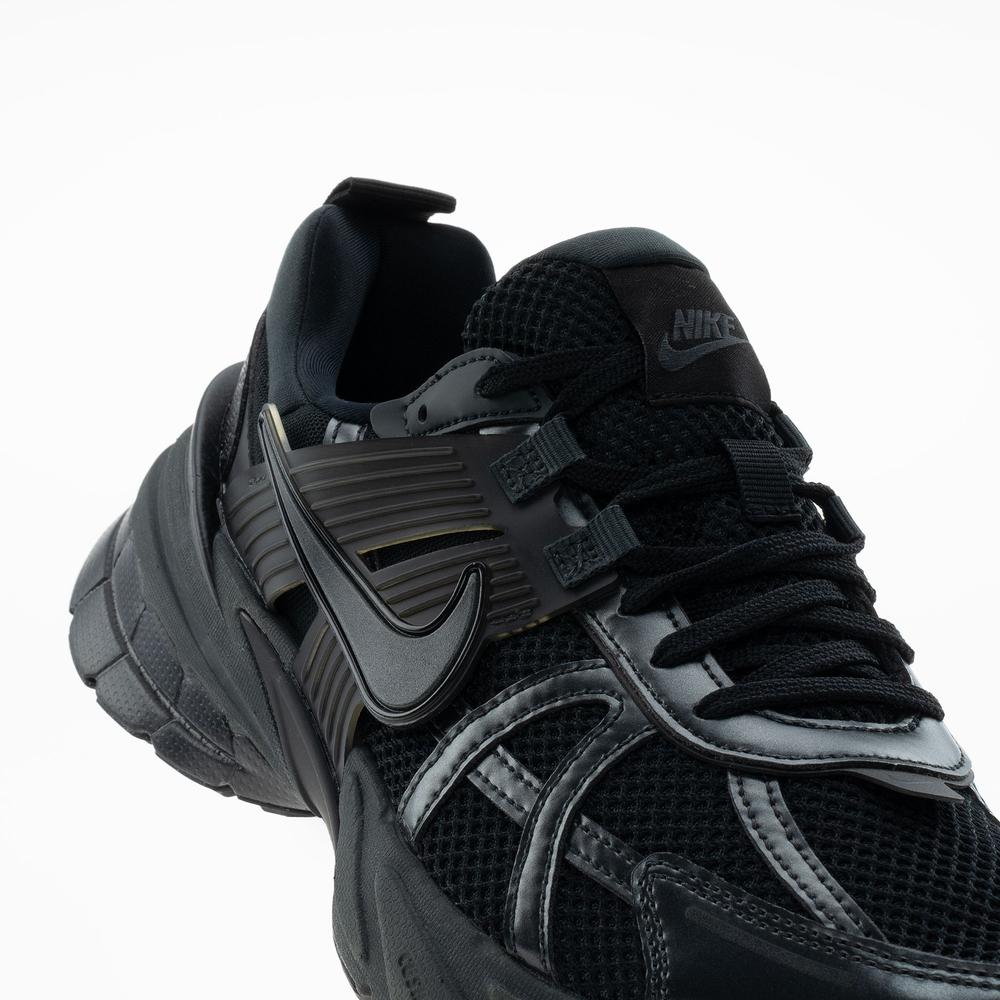 Unisex cipő Nike V2K Run FD0736-001 - fekete