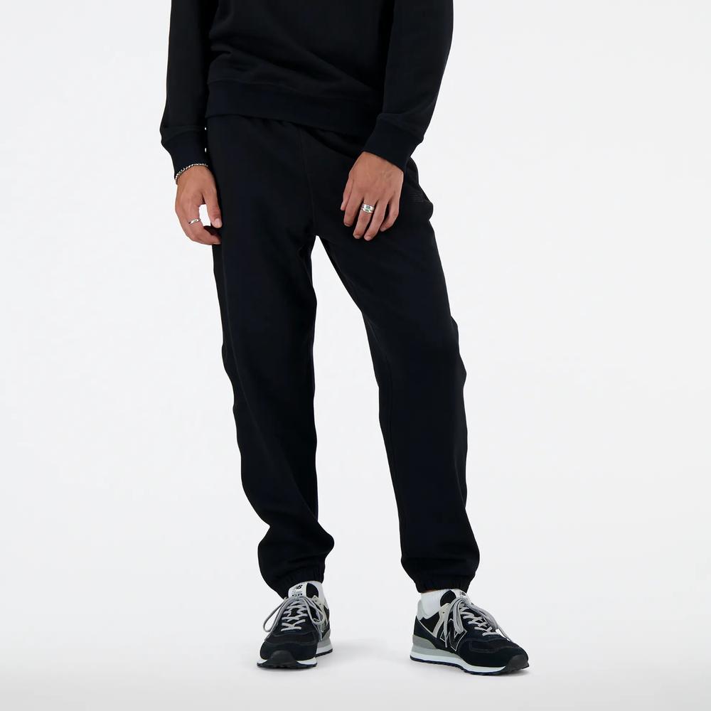 Férfi nadrág New Balance MP41508BK - fekete