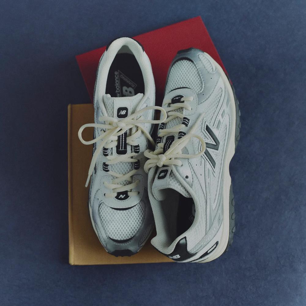 Unisex cipő New Balance U204LSWD - ezüst