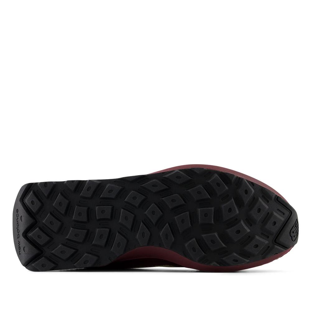 Cipő New Balance U370PA - gesztenyebarna