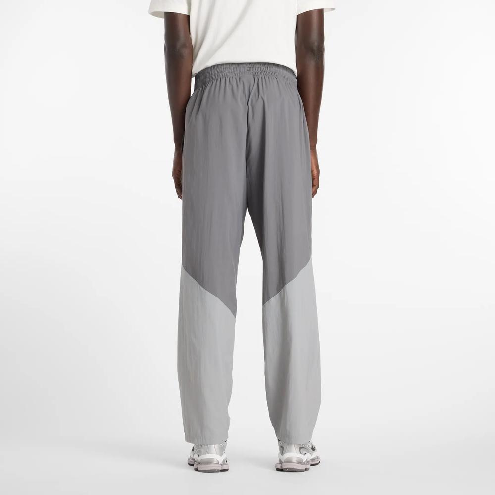 Férfi nadrág New Balance MB61R010CAS - szürke