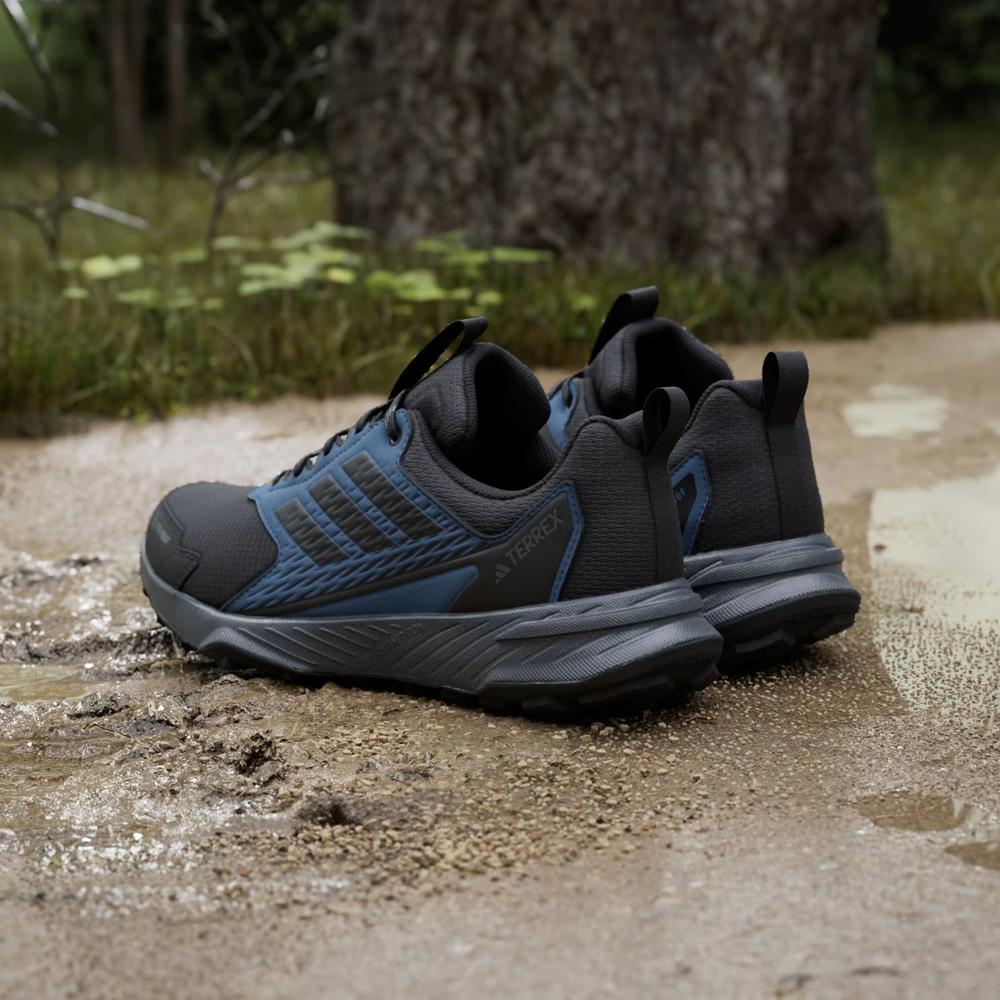 Cipő férfi adidas Terrex Tracefinder 2 Climaproof JR7769 - fekete