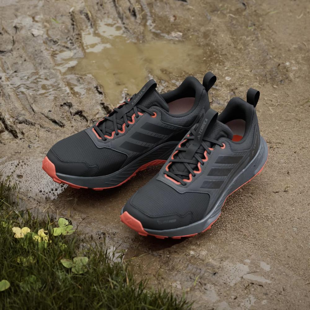 Cipő férfi adidas Terrex Tracefinder 2 Climaproof JR9134 - fekete