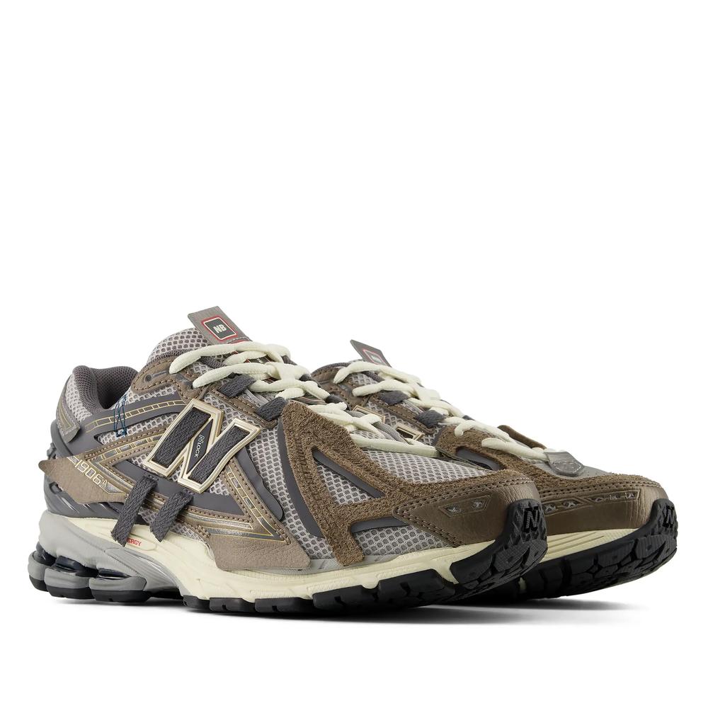 Unisex cipő New Balance U19066U8 - barna