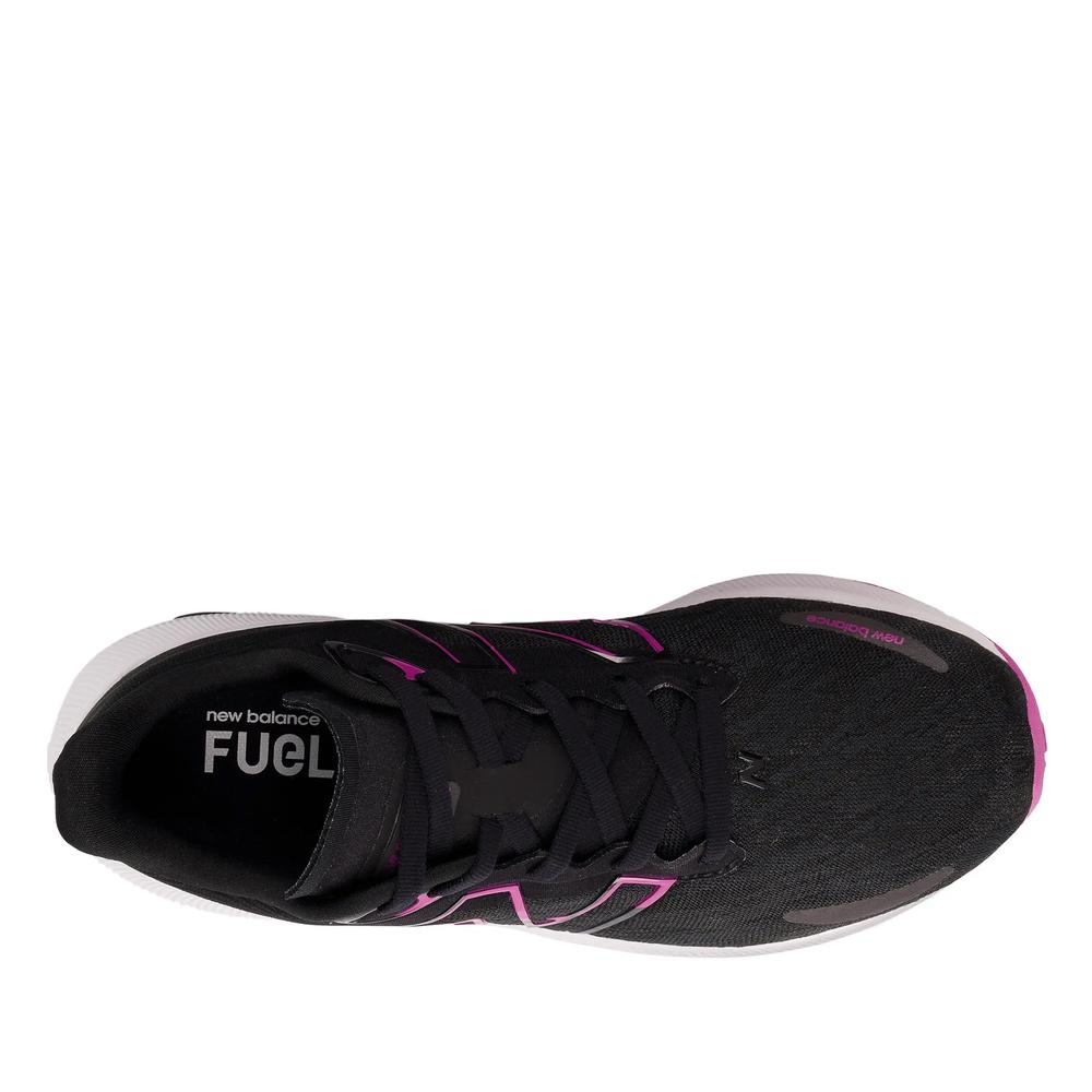 Női futócipő New Balance FuelCell Propel v3 WFCPRCD3 – fekete