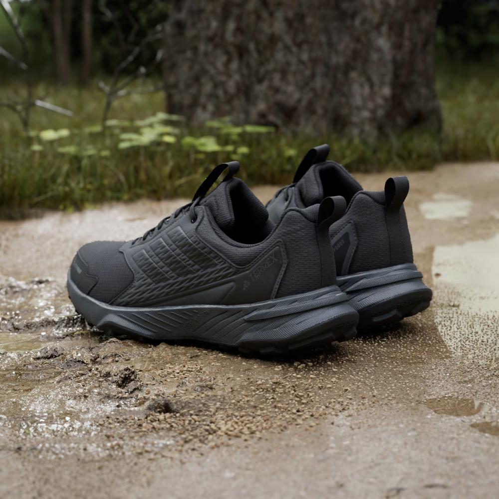 Cipő férfi adidas Terrex Tracefinder 2 Climaproof JI0274 - fekete