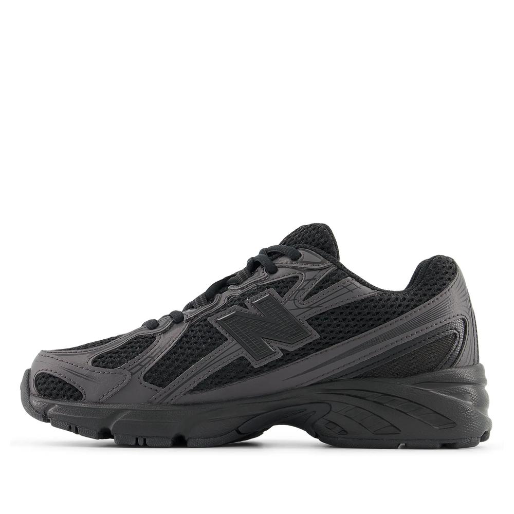 Gyermekcipő New Balance GR740BO - fekete