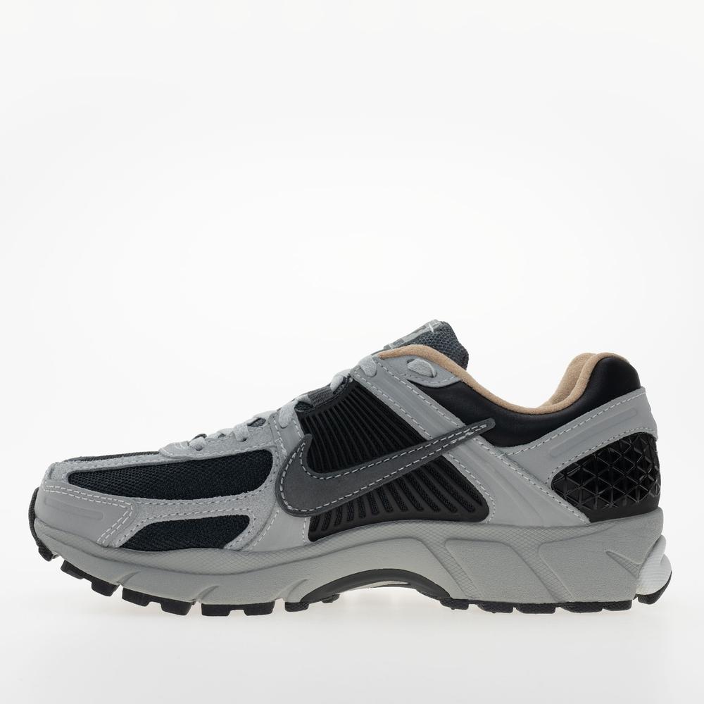 Férfi cipő Nike Zoom Vomero 5 HV5982-001 - szürke