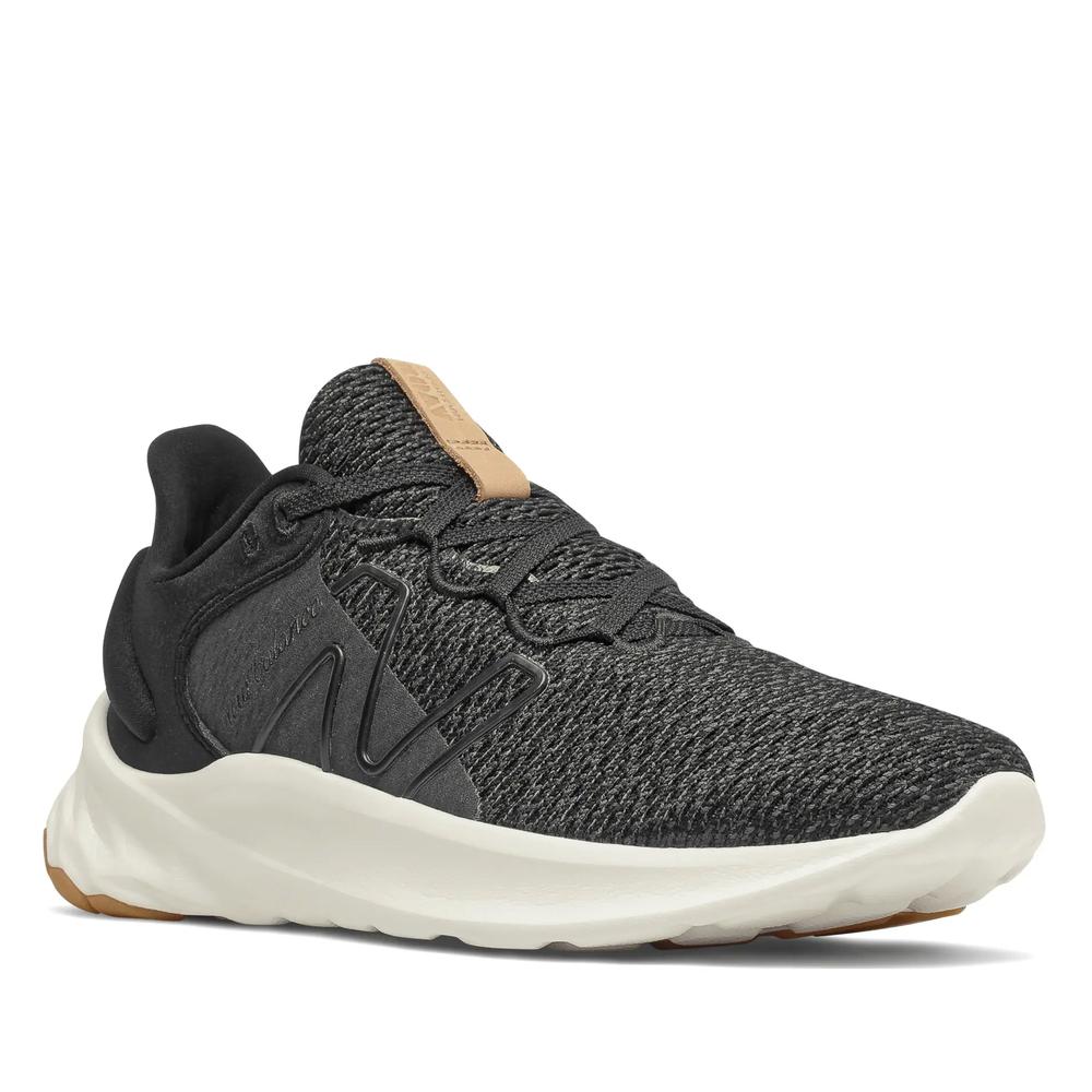 Cipő New Balance Fresh Foam Roav v2 WROAVLK2 - fekete