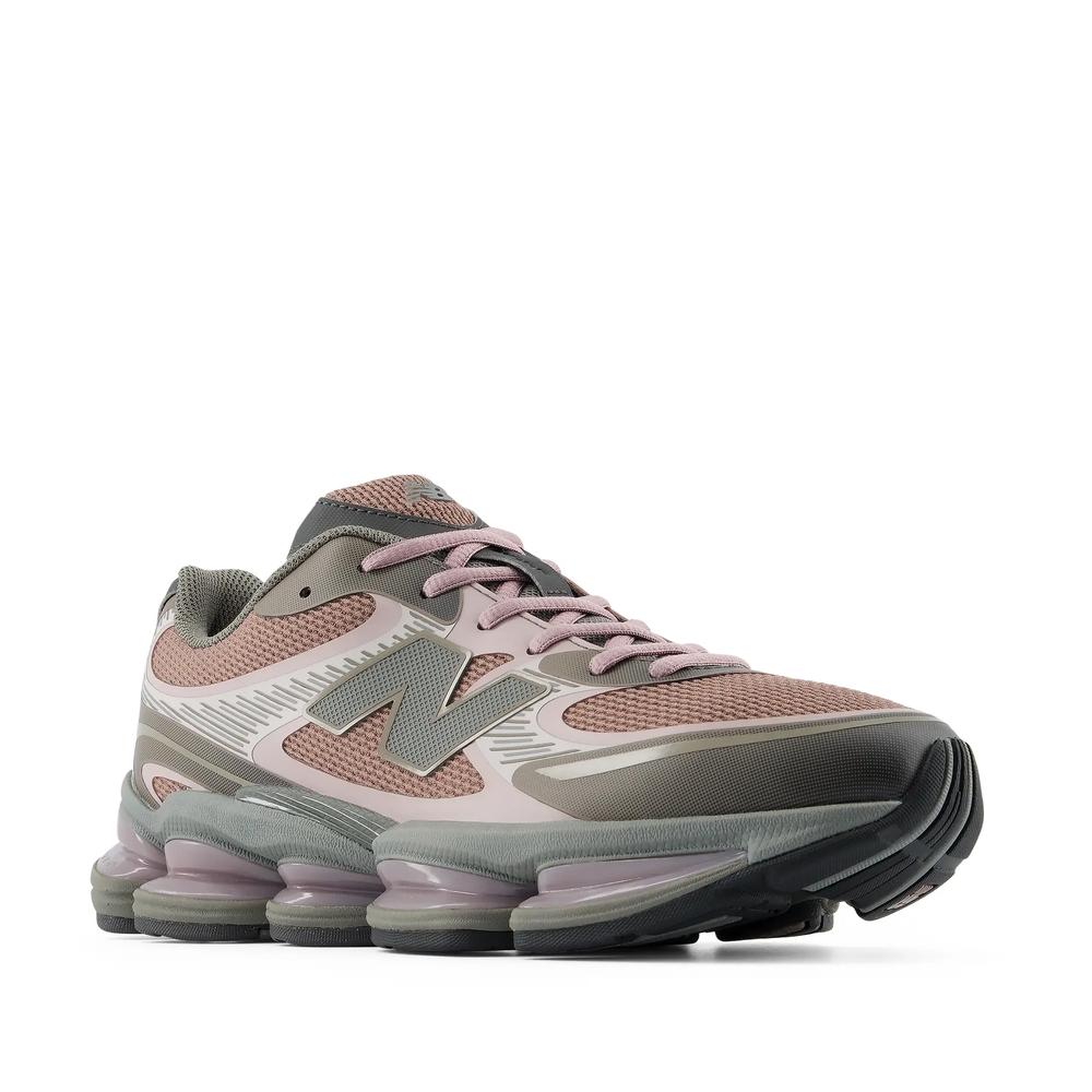 Unisex cipő New Balance U20002T8 - barna