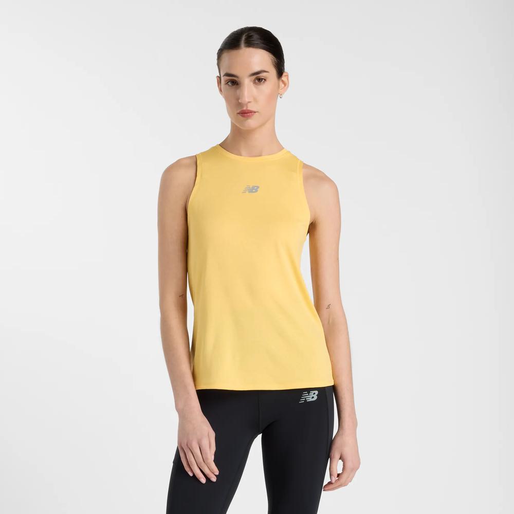 Női póló New Balance WT51252CEE - sárga