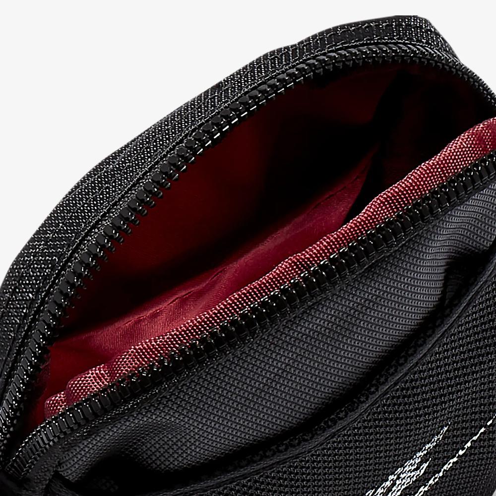 Táska Nike Heritage BA5871-010 - fekete
