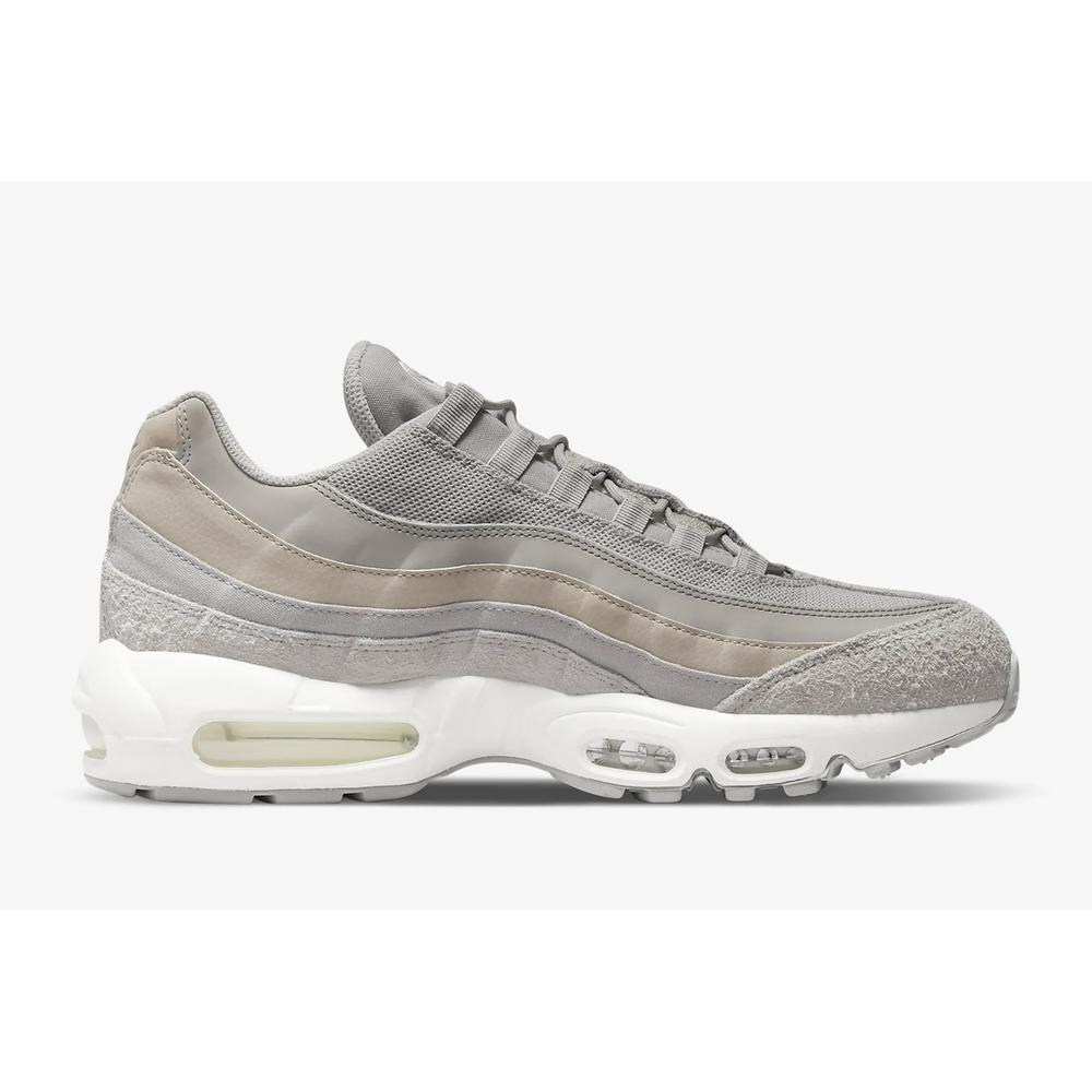 Cipő Nike Air Max 95 SE DV2218-001 - bézs