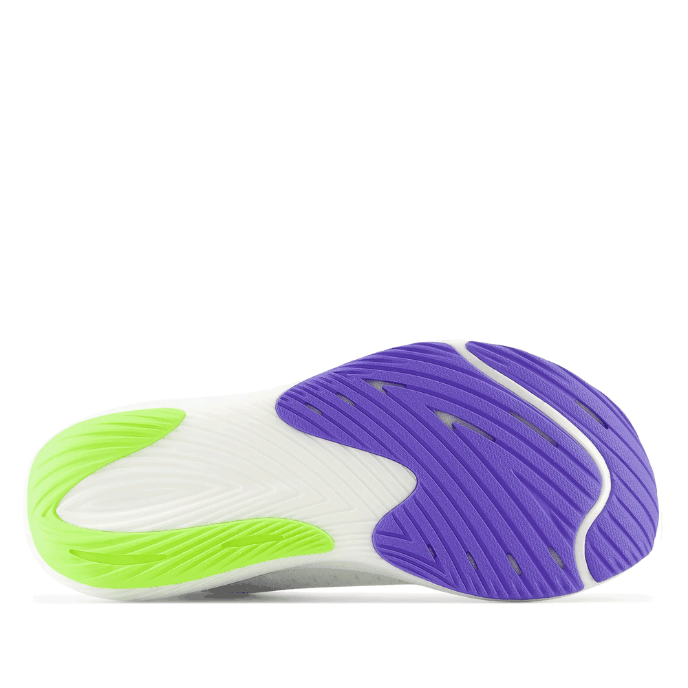 Cipő New Balance FuelCell Rebel v3 WFCXCC3 - fehér