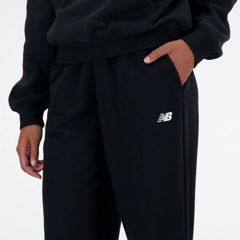 Női nadrág New Balance WP41500BK - fekete