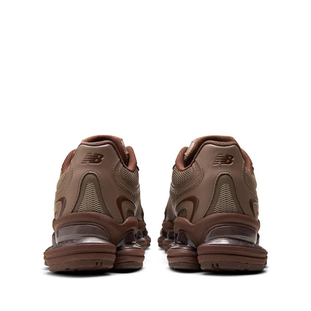 Unisex cipő New Balance U20004EY - barna