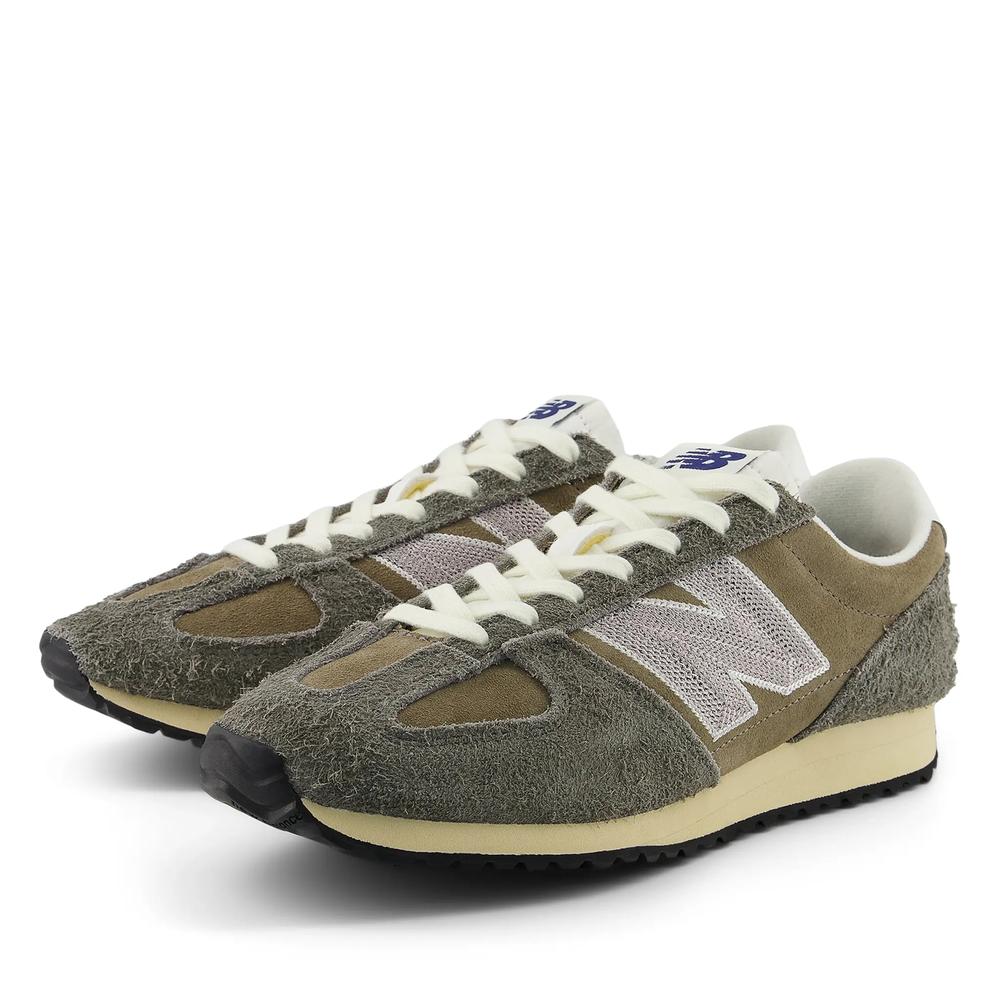 Unisex cipő New Balance U4717CF - barna