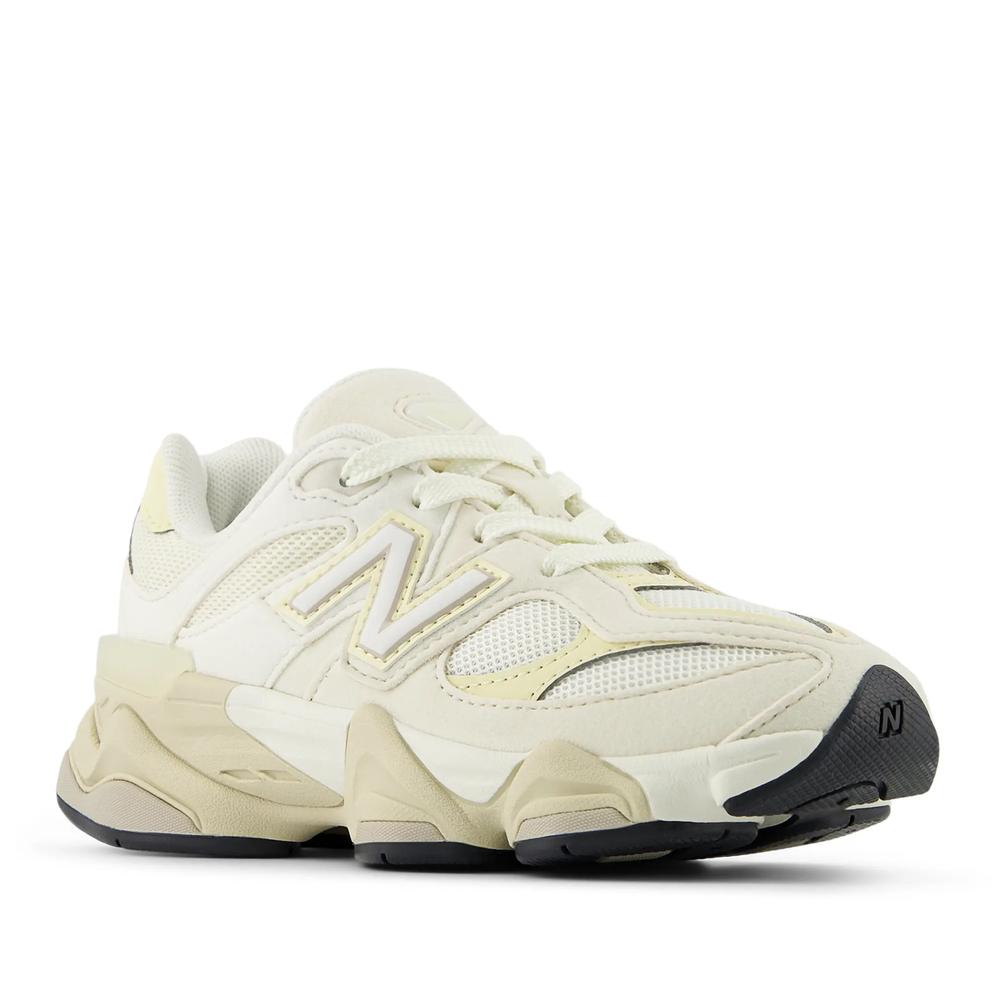Gyermekcipő New Balance PC9060EK - fehér